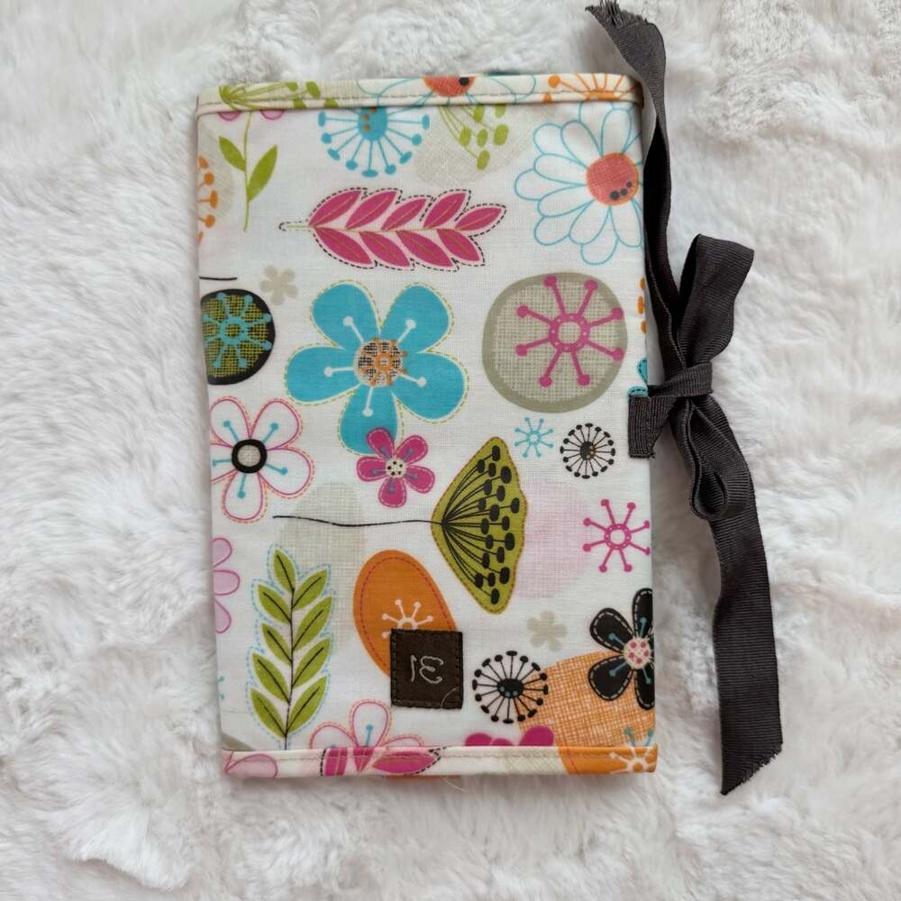 Thirty-One Floral Print Folding Travel Jewelry/Accessories Organizer